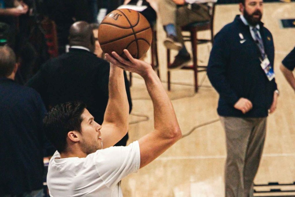 How-to-train-your-basketball-shooting-form